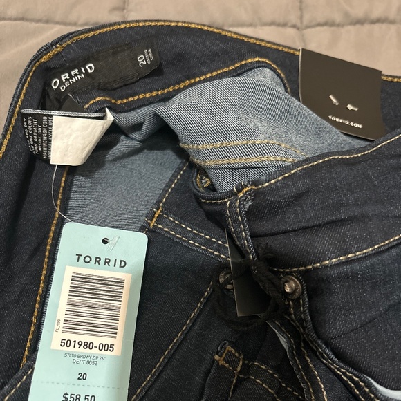 Torrid - Picture 4 of 5